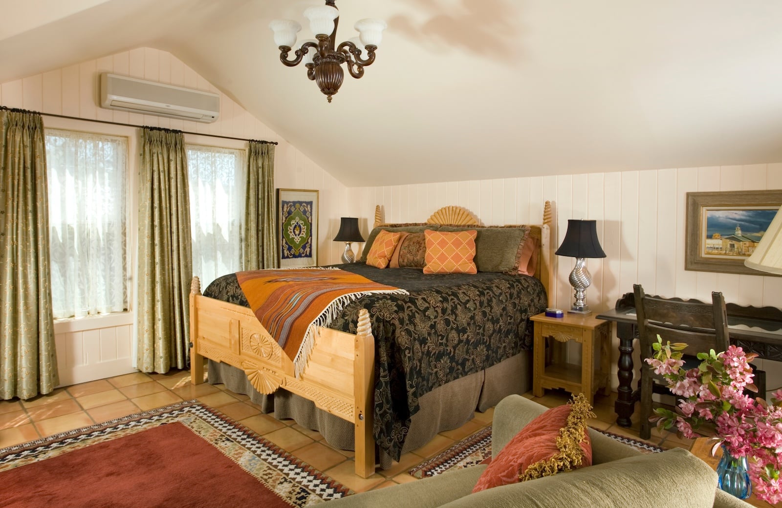 After spending the day exploring Canyon Road Santa Fe, come back to our Santa Fe Bed and Breakfast and enjoy some downtime in this stunning guest suite. A king sized bed and Southwest decor add a personalized touch.